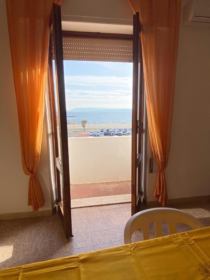 I Fenicotteri - Appartamenti Sul Mare Calasetta Buitenkant foto