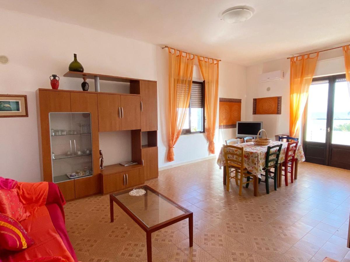 I Fenicotteri - Appartamenti Sul Mare Calasetta Buitenkant foto
